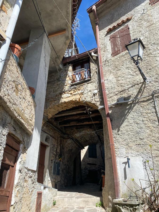 La Dimora Della Strega Apartment Glori Exterior foto